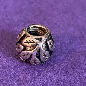 Pandora bead